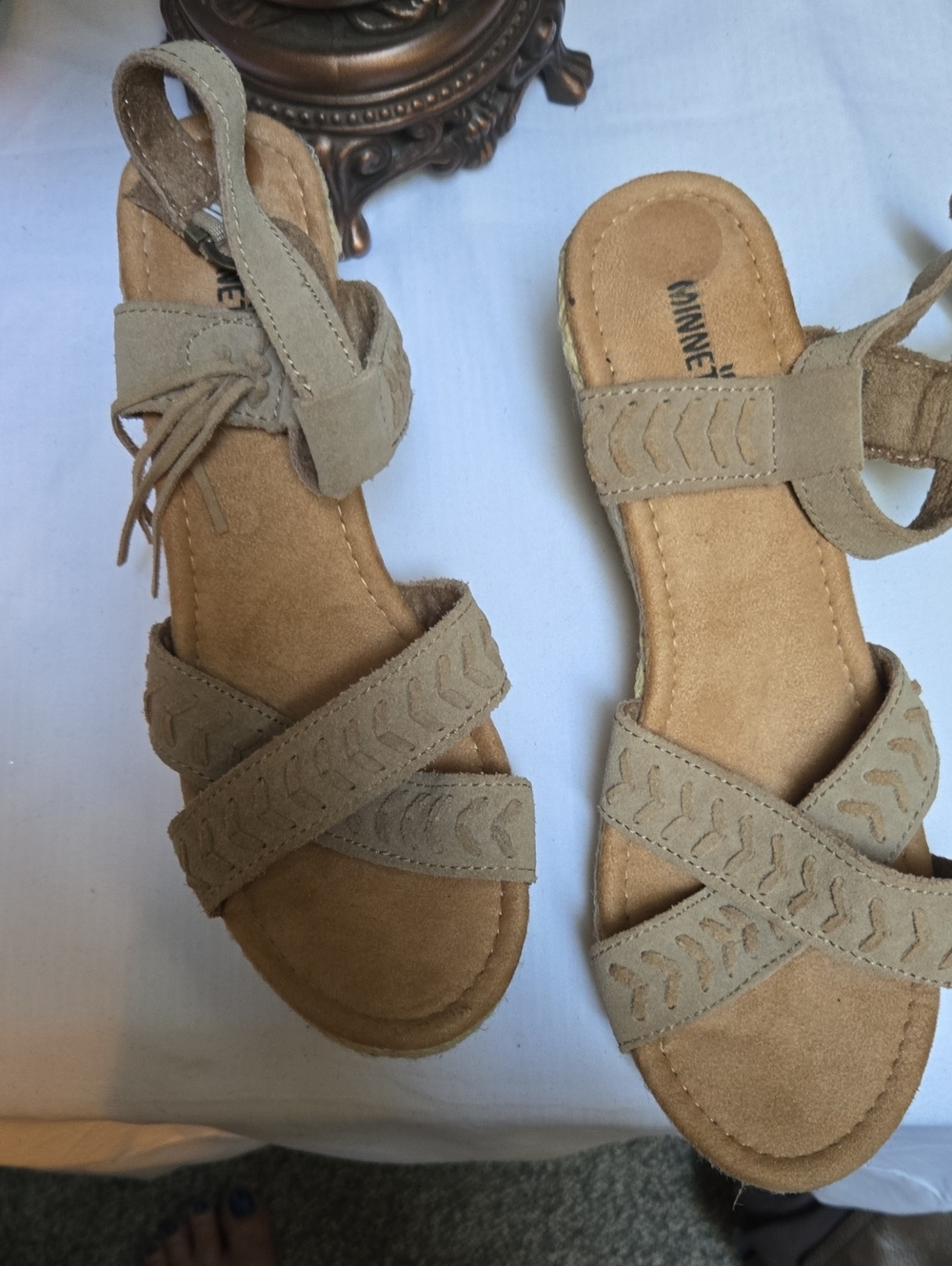 Minnetonka Taupe Suede Crisscross Strap Sandals Size 10